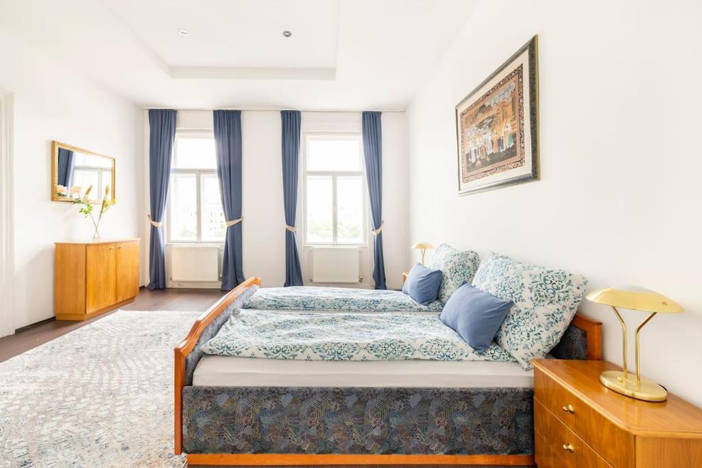 Charming Spacious Apartment เวียนนา ภายนอก รูปภาพ